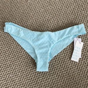 Frankies Celia Bottom Aura